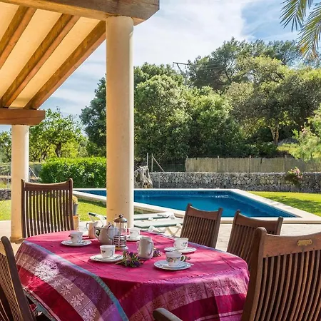 Cadell Petit Villa